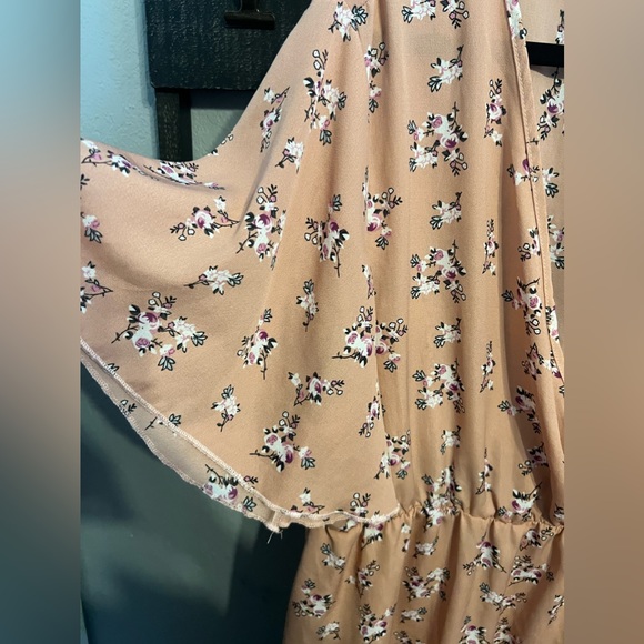 Shein Floral Dress - Picture 3 of 5